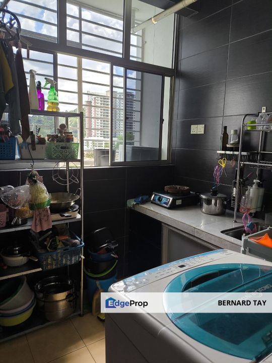 Freehold Renovated 3 Rooms Condo Sierra Residency Bandar Kinrara Puchong For Sale, Selangor, Bandar Kinrara Puchong