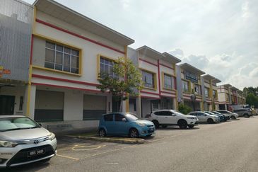 Subang Pelangi