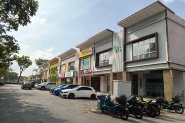 Subang Pelangi