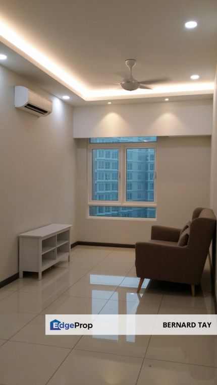 Freehold Fully Furnished 3 Rooms Condo LRT Tiara Mutiara 2 Old Klang Road Puchong For Sale, Kuala Lumpur, Jalan Klang Lama (Old Klang Road)