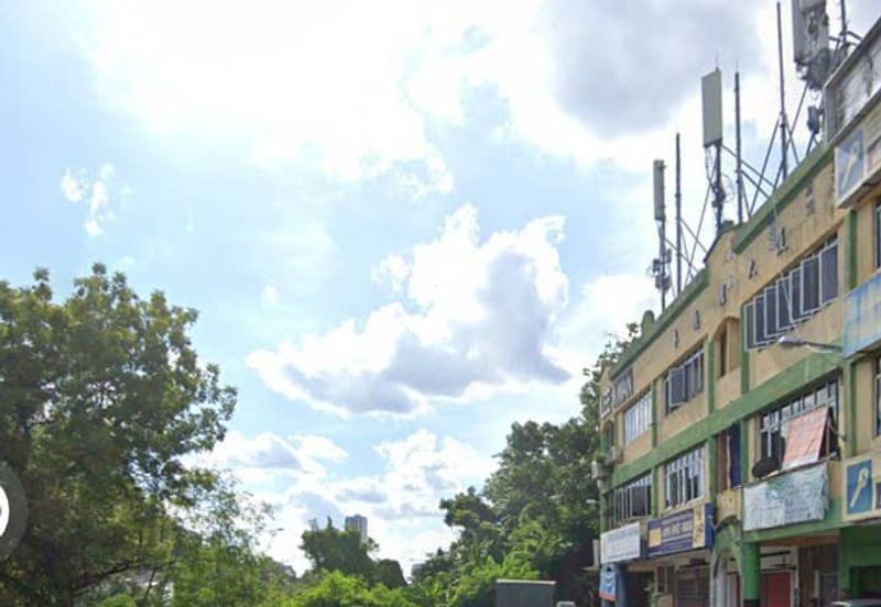 Freehold 3 Storey Shop Lot Kawasan Perniagaan Nilam Jalan Semenyih Kajang For Sale