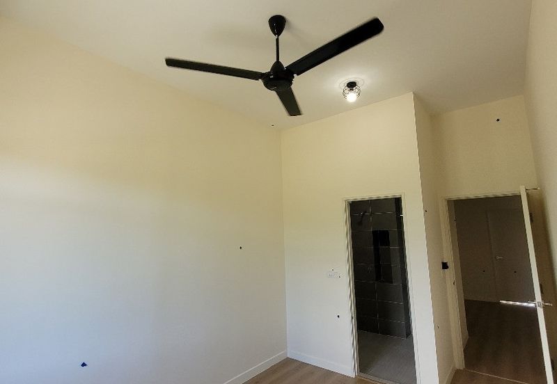 Monet Springtime @ Sunsuria City