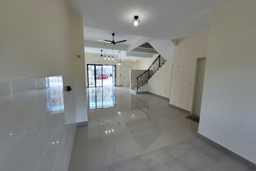 Monet Springtime @ Sunsuria City