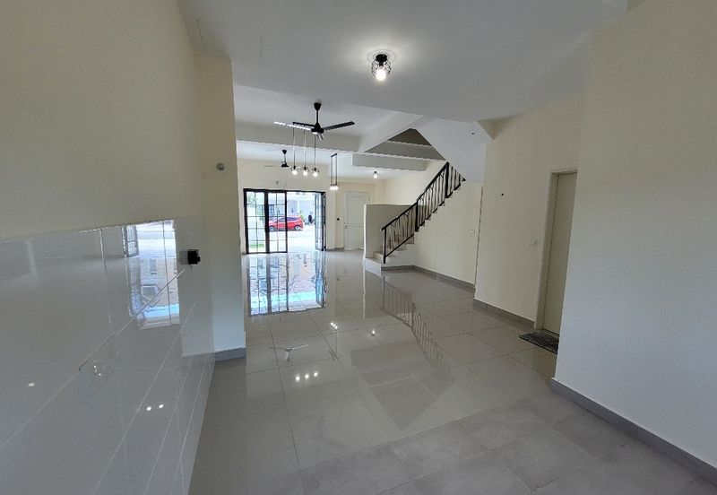 Monet Springtime @ Sunsuria City