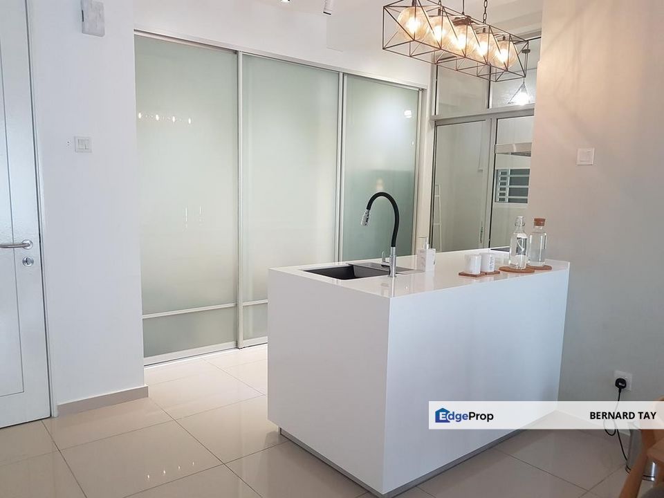 Fully Furnished 3 Rooms Condo Midfields Taman Sungai Besi Kuala Lumpur For Sale, Kuala Lumpur, Salak Selatan