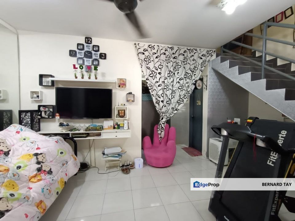 Freehold Renovated Double Storey Terrace House Taman Salak Perdana Sepang For Sale, Selangor, Sepang