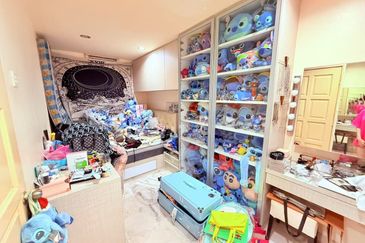 Bandar Tun Hussein Onn