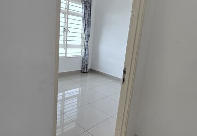 La Thea Residences @ 16 Sierra