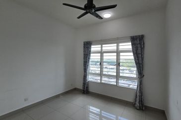 La Thea Residences @ 16 Sierra