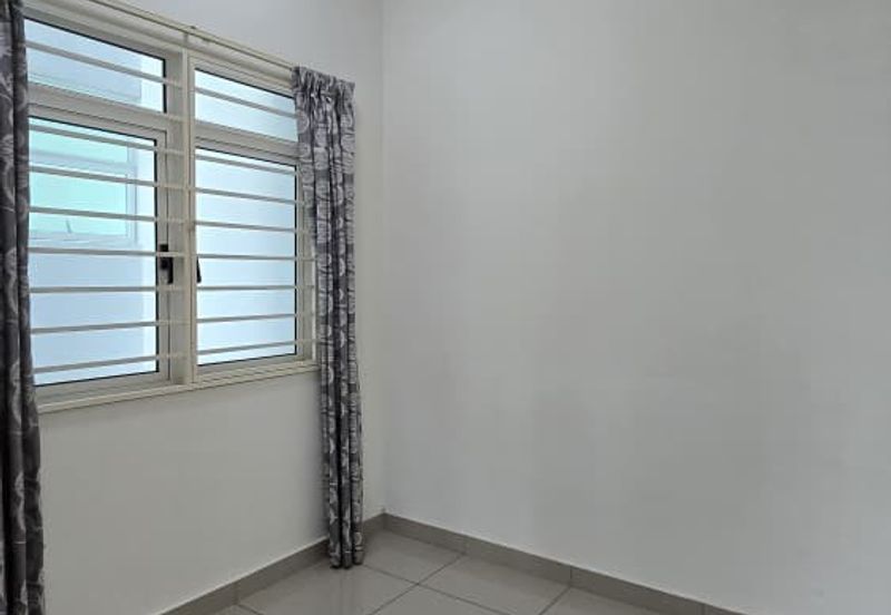 La Thea Residences @ 16 Sierra