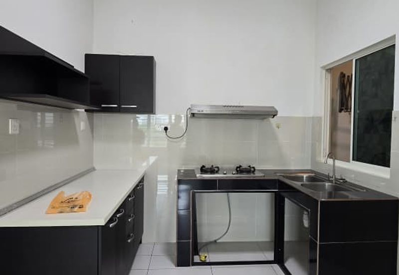 La Thea Residences @ 16 Sierra