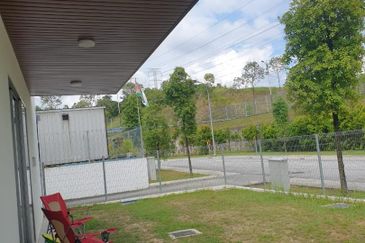 Freehold Corner Lot Double Storey Terrace House Garland Residence Rawang For Sale