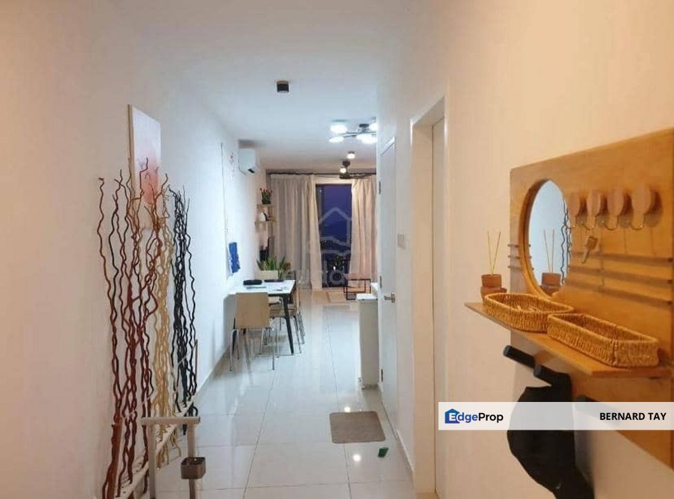 Fully Furnished 2 Rooms Condo LRT AraTre Residences Ara Damansara Petaling Jaya For Sale, Selangor, Ara Damansara