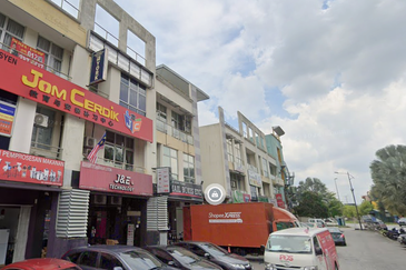 Prima Biz Hub, Taman Tasik Prima