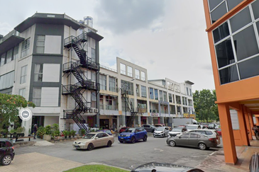 Prima Biz Hub, Taman Tasik Prima