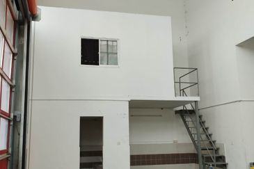 3 Storey Semi-D Factory Warehouse Jelutong Prime Bukit Jelutong Shah Alam For Rent