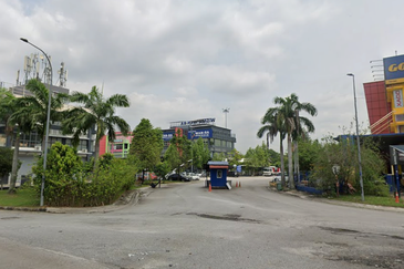 3 Storey Semi-D Factory Warehouse Jelutong Prime Bukit Jelutong Shah Alam For Rent