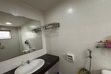 1 Petaling Residences and Commerz