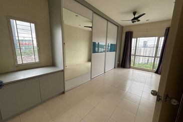 1 Petaling Residences and Commerz