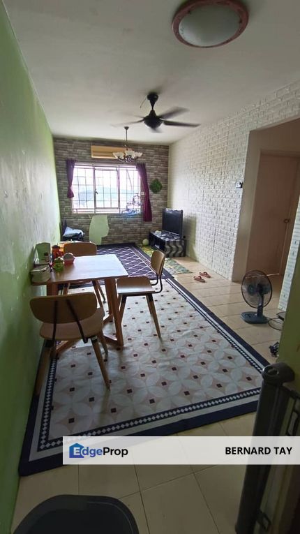 Partially Furnished 3 Rooms Kinrara Putri Apartment Kinrara Puchong For Sale, Selangor, Bandar Kinrara Puchong