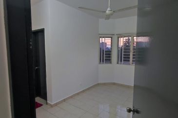 Puteri Bayu Apartment