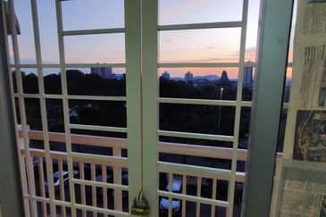 Puteri Bayu Apartment