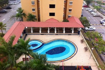 Puteri Bayu Apartment