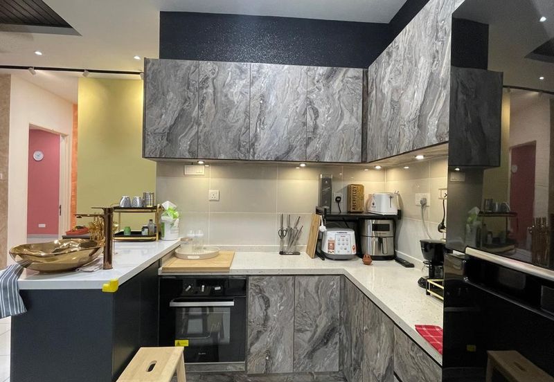 La Thea Residences @ 16 Sierra