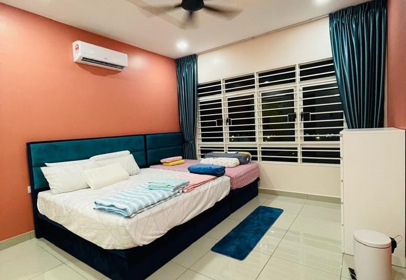 La Thea Residences @ 16 Sierra