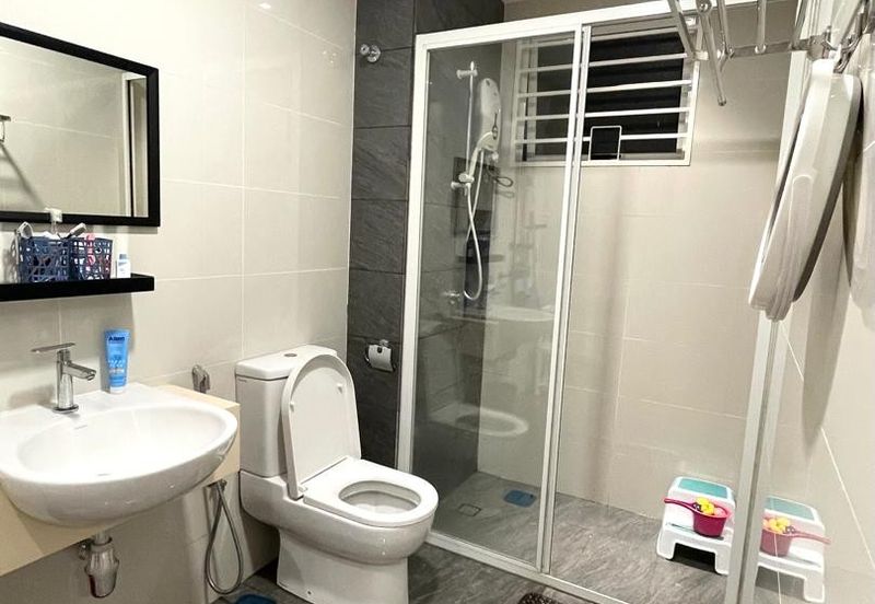 La Thea Residences @ 16 Sierra