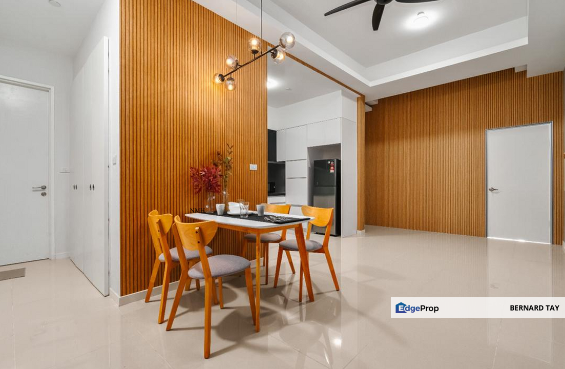 Renovated 3 Rooms Condo LRT MRT The Azure Residences Paradigm Mall Kelana Jaya Petaling Jaya For Sale, Selangor, Kelana Jaya