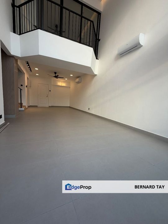 Freehold Duplex Condo LRT D'Aman Crimson Ara Damansara Petaling Jaya For Sale, Selangor, Ara Damansara