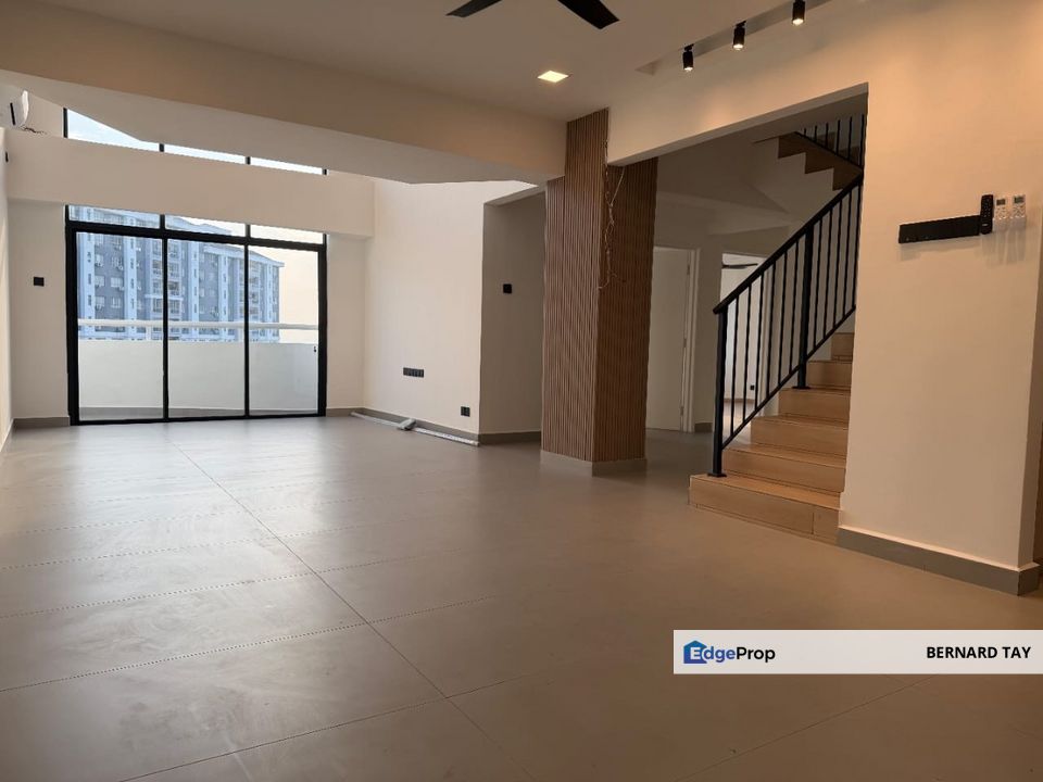 Freehold Duplex Condo LRT D'Aman Crimson Ara Damansara Petaling Jaya For Sale, Selangor, Ara Damansara