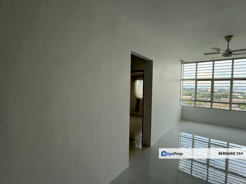 Freehold 3 Rooms Condo Sierra Residency Bandar Kinrara Puchong For Sale, Selangor, Bandar Kinrara Puchong