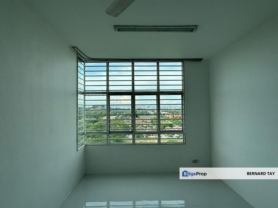 Freehold 3 Rooms Condo Sierra Residency Bandar Kinrara Puchong For Sale, Selangor, Bandar Kinrara Puchong