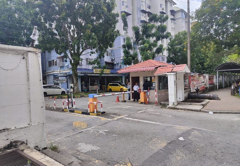 Tasik Heights Apartment