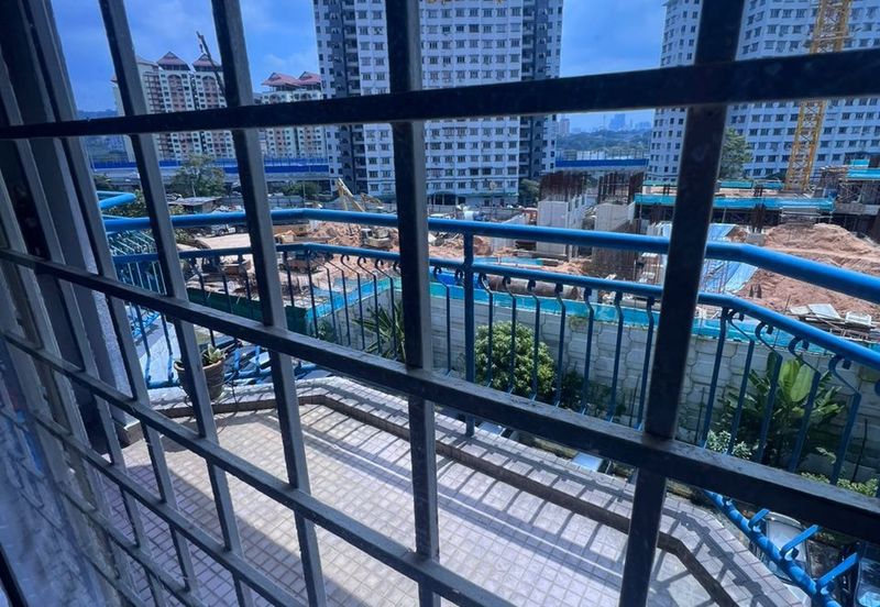 Tasik Heights Apartment