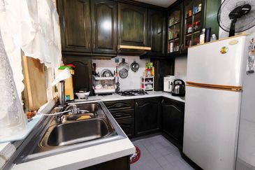 Tasik Heights Apartment