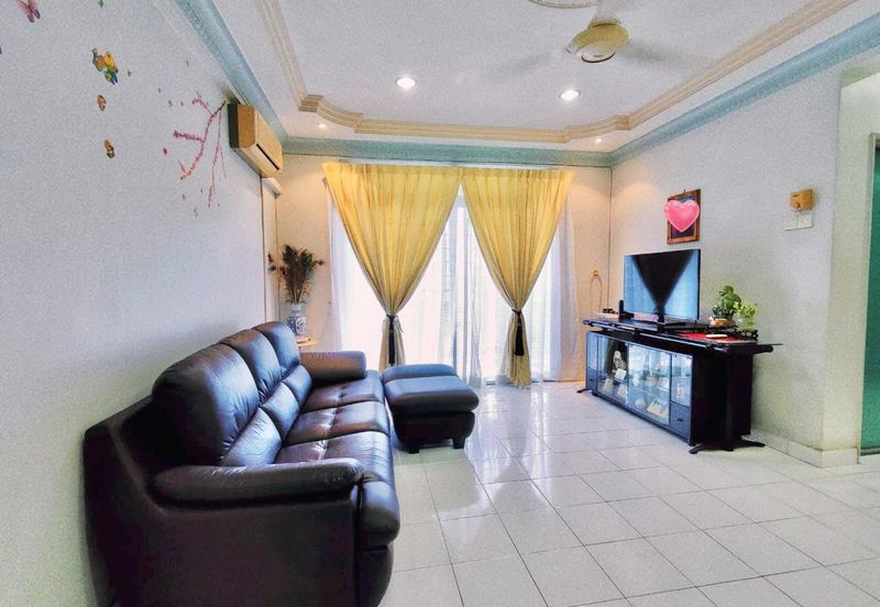 Tasik Heights Apartment
