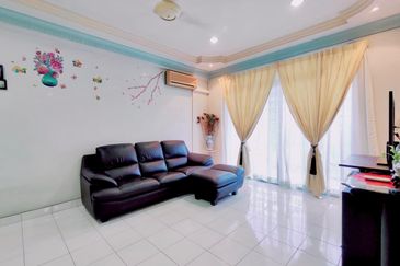 Tasik Heights Apartment