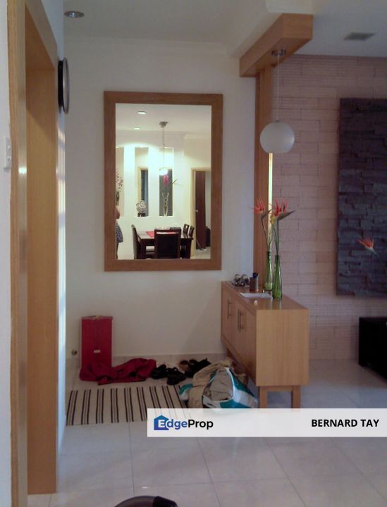 Freehold Renovated Apartment 3 Rooms Condo LRT Desa Impiana Condominium Taman Puchong Prima Puchong For Sale, Selangor, Puchong