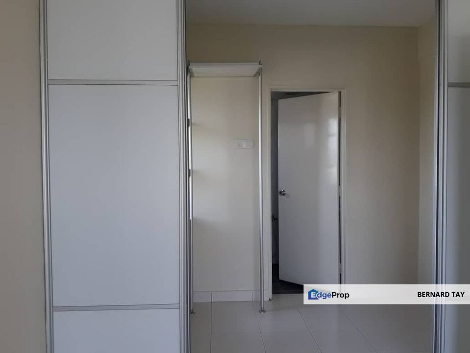 Partially Furnished Apartment 3 Rooms Condo LRT MRT 1 Petaling Residences Sungai Besi Sri Petaling For Sale, Kuala Lumpur, Sungai Besi