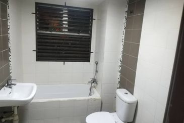 Villa Park Condominium