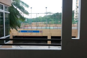 Villa Park Condominium