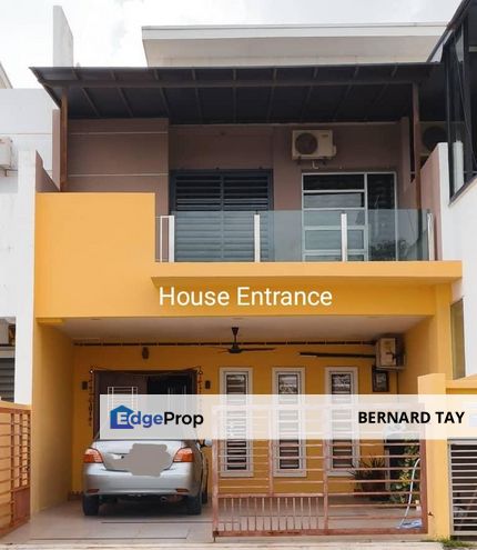 Freehold Renovated Double Storey Terrace House Hijayu 3D Bandar Sri Sendayan Seremban For Sale, Negeri Sembilan, Siliau