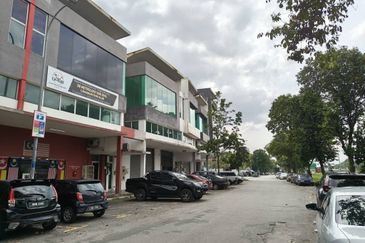 Elite 33 Signature Business Park