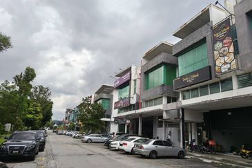 Elite 33 Signature Business Park