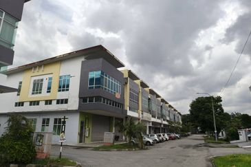 Elite 33 Signature Business Park