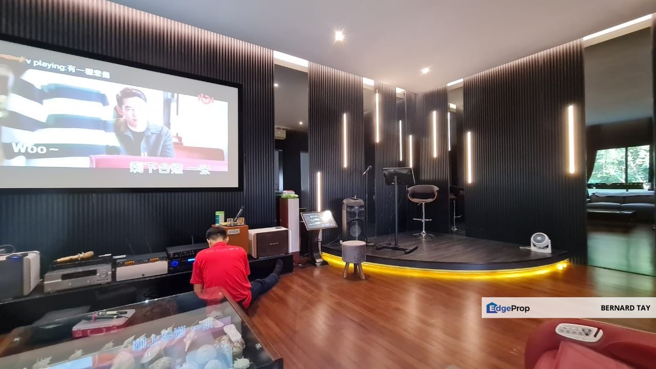 Freehold Renovated 3 Storey Bungalow 20 Trees West Taman Melawati Ampang For Sale, Selangor, Taman Melawati