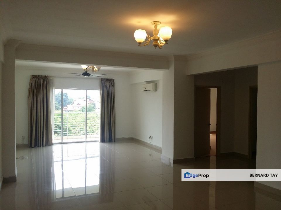 Partially Furnished 3 Rooms Condo MRT Mas kiara Residences Taman Tun Dr